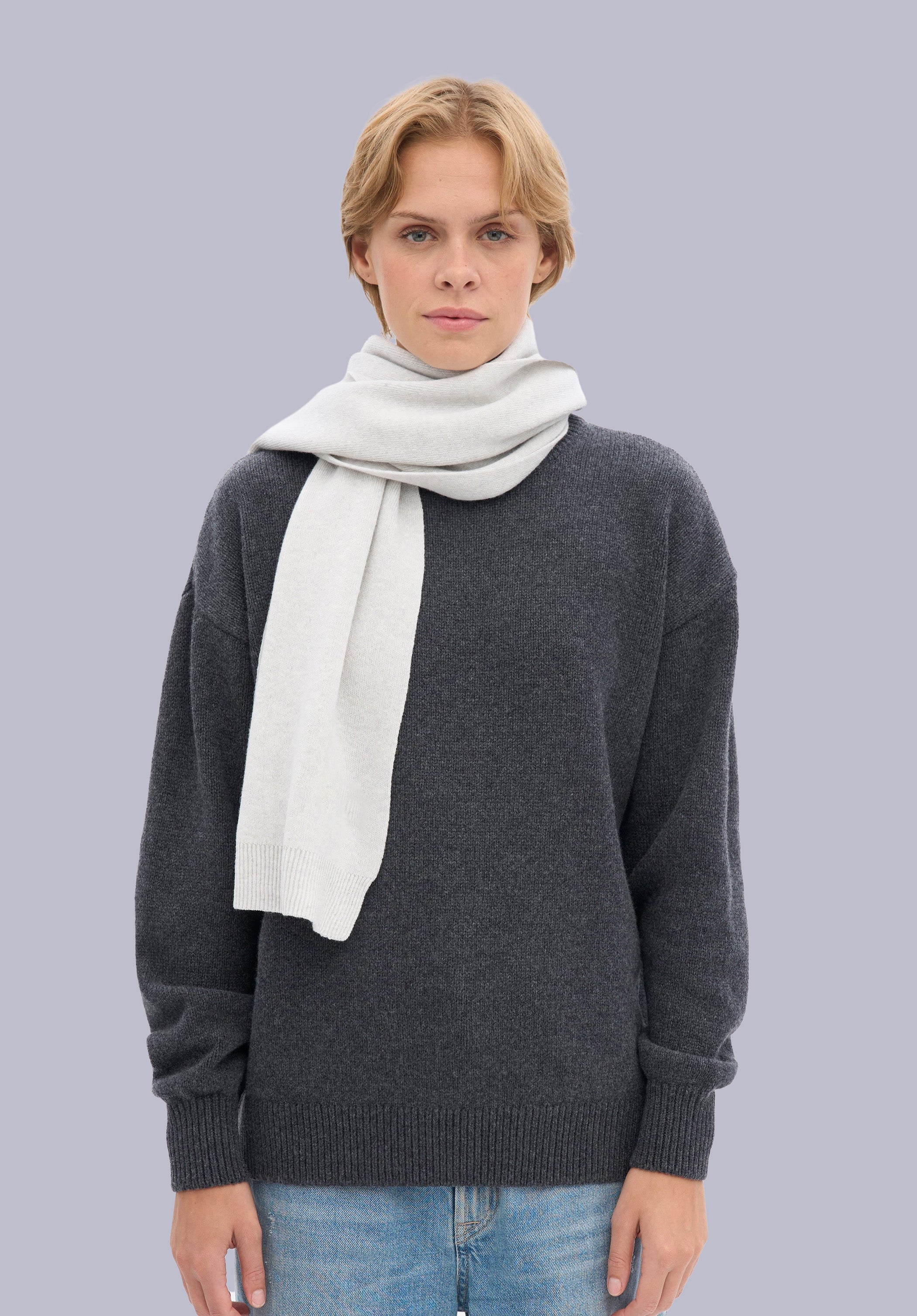 SLATE MERINO MUFFLER