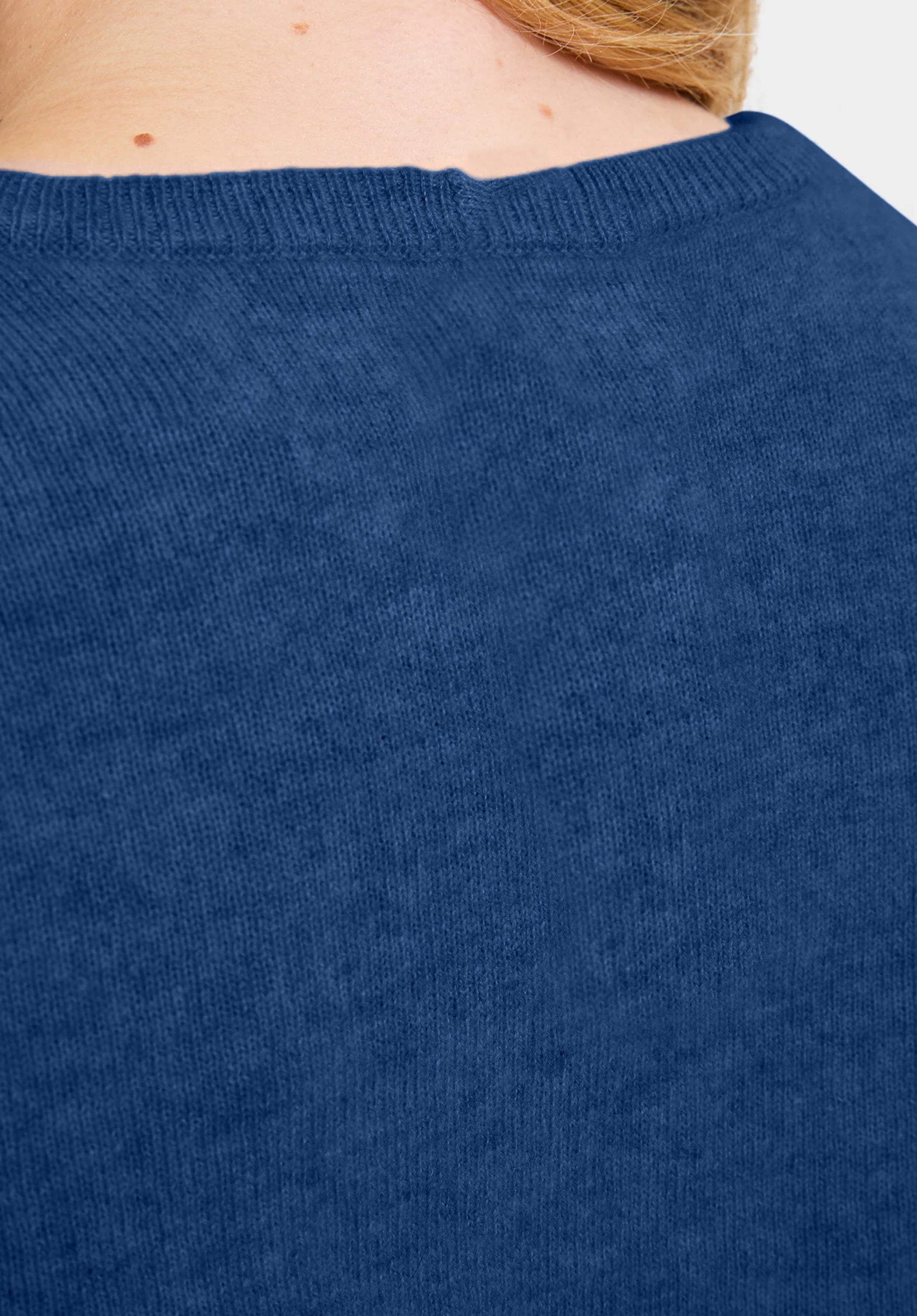 CALVEN MERINO CREW SWEATER