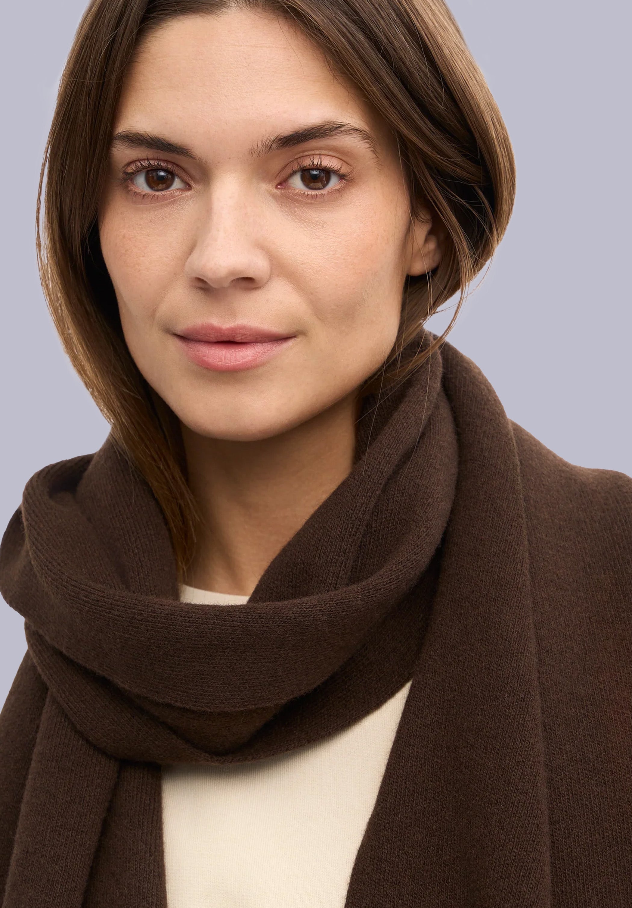 CEDAR MERINO MUFFLER