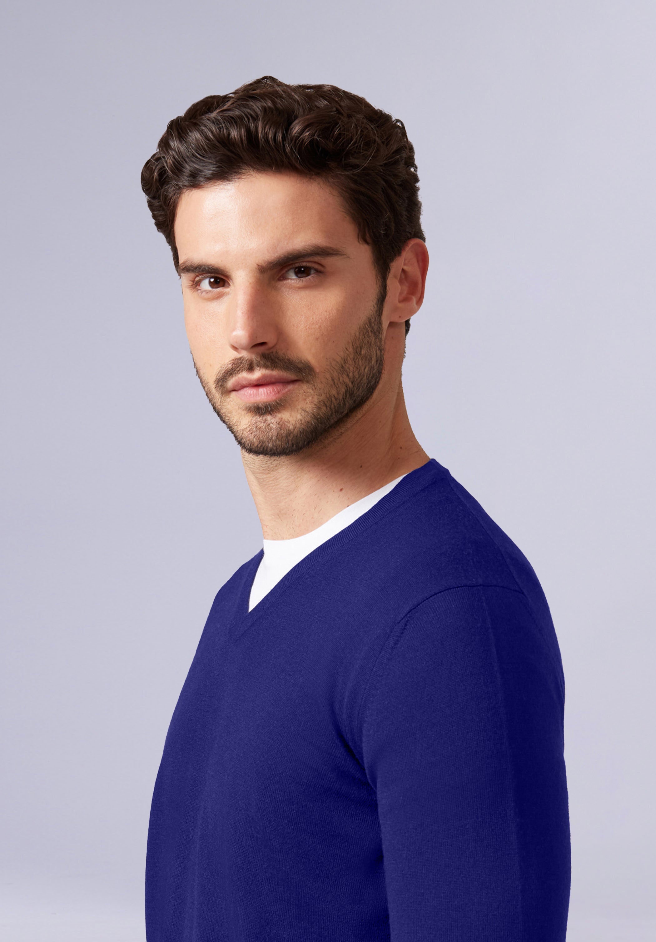 AZURE MERINO V NECK