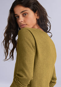 AMBER MERINO V NECK