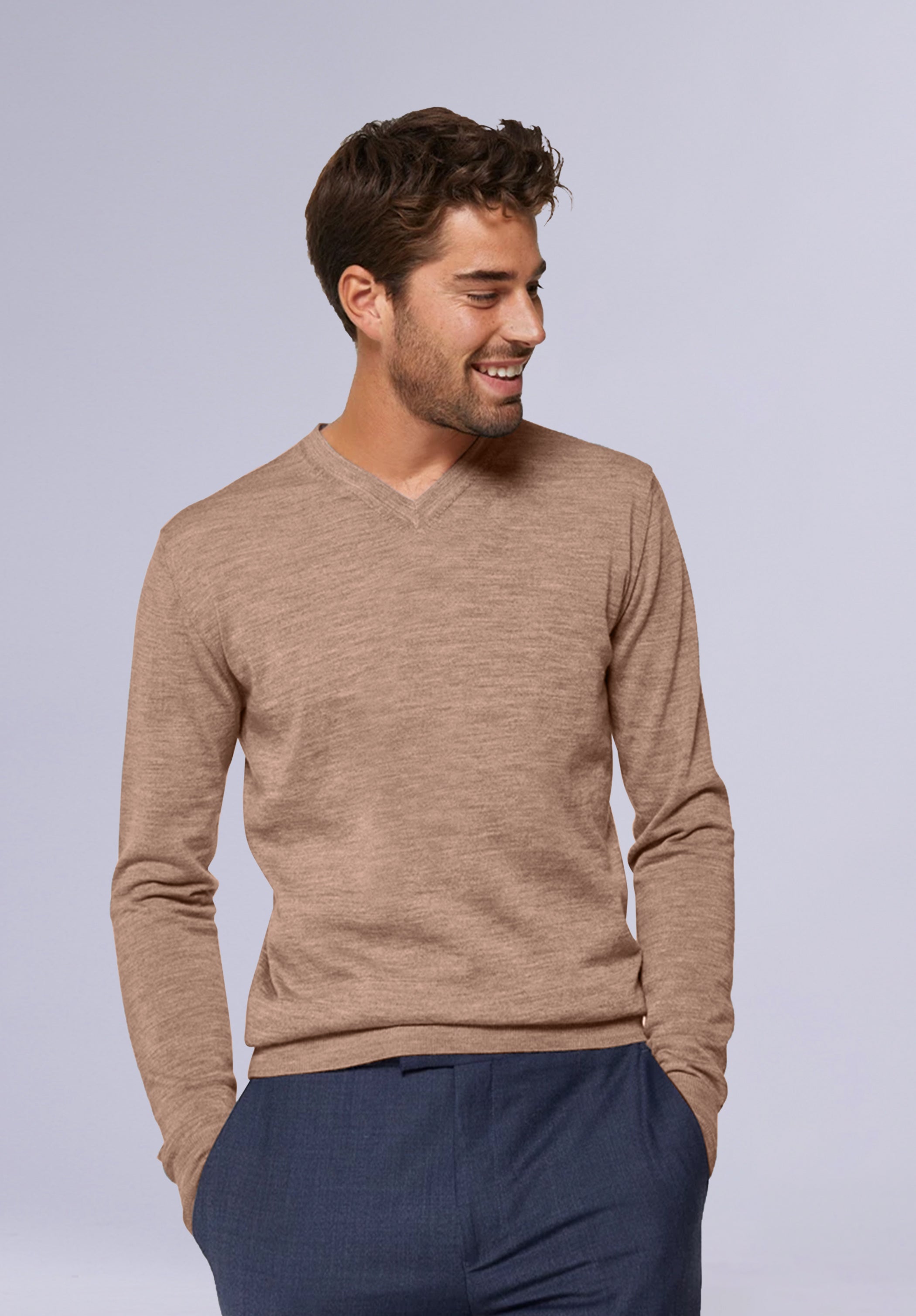 BEIGE MERINO V NECK